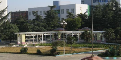 南陽市宛東中等專業(yè)學校 南陽市宛東中等專業(yè)學校