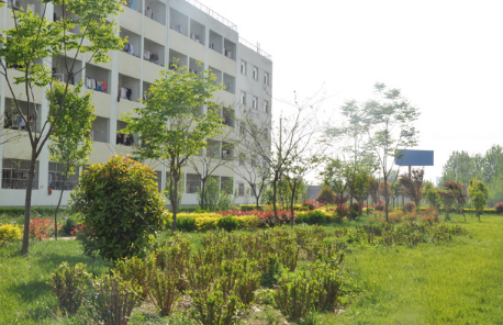 南陽市宛西中等專業(yè)學校寢室樓