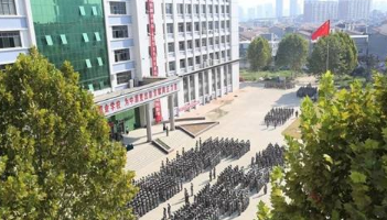 西華縣第二職業(yè)中等專業(yè)學(xué)校環(huán)境 西華縣第二職業(yè)中等專業(yè)學(xué)校環(huán)境