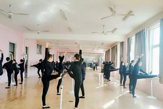 鄭州鐵道中等專業(yè)學校 鄭州鐵道中等專業(yè)學校